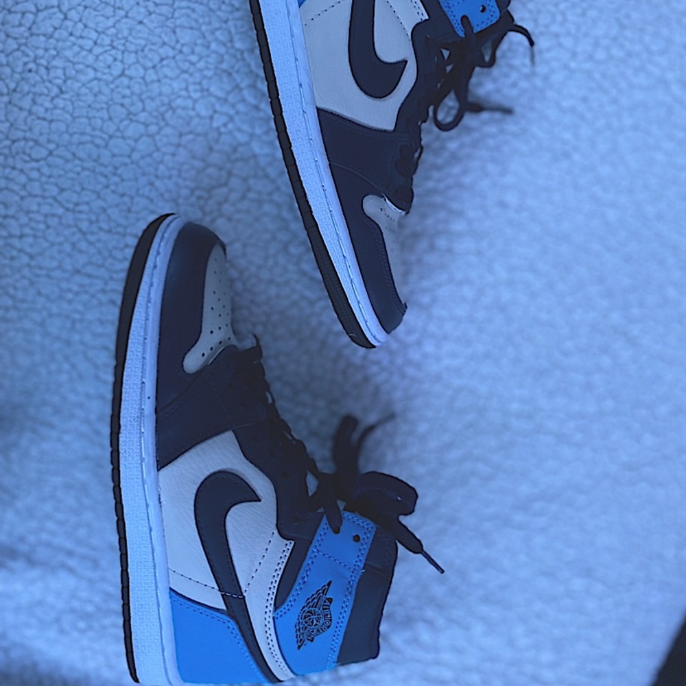 Jordan 1 Obsidian. MENS